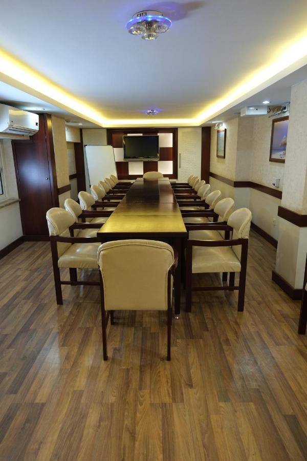Artan Hotel Isparta Exteriör bild